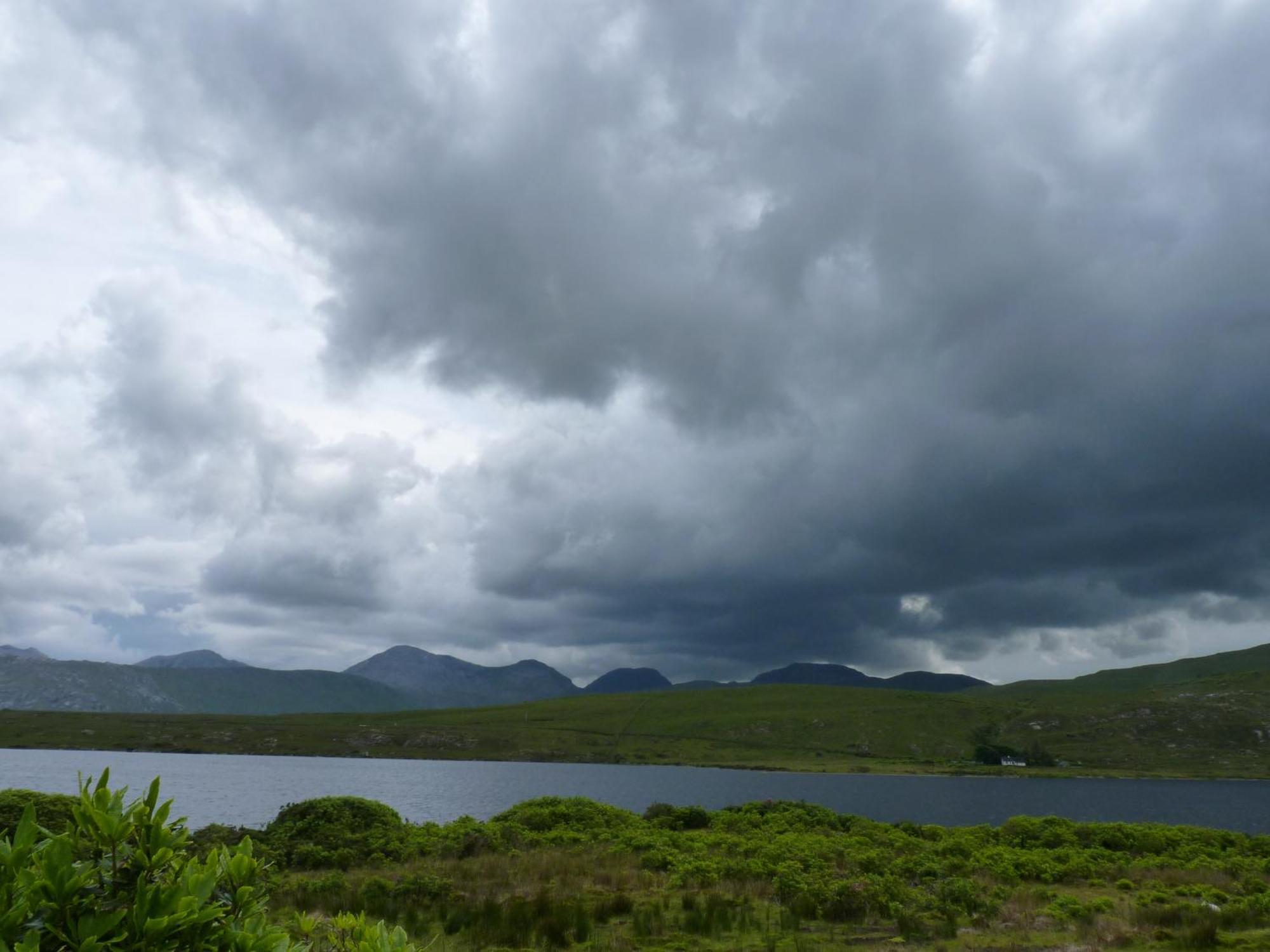 Waterfront Rest B&B Clifden Buitenkant foto