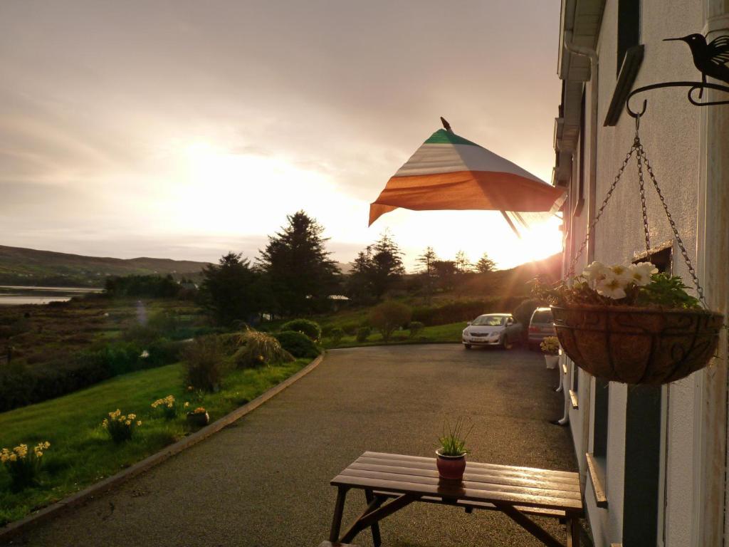 Waterfront Rest B&B Clifden Buitenkant foto