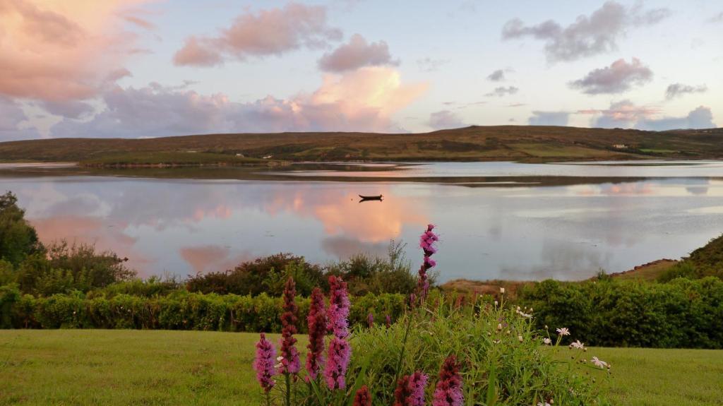 Waterfront Rest B&B Clifden Buitenkant foto